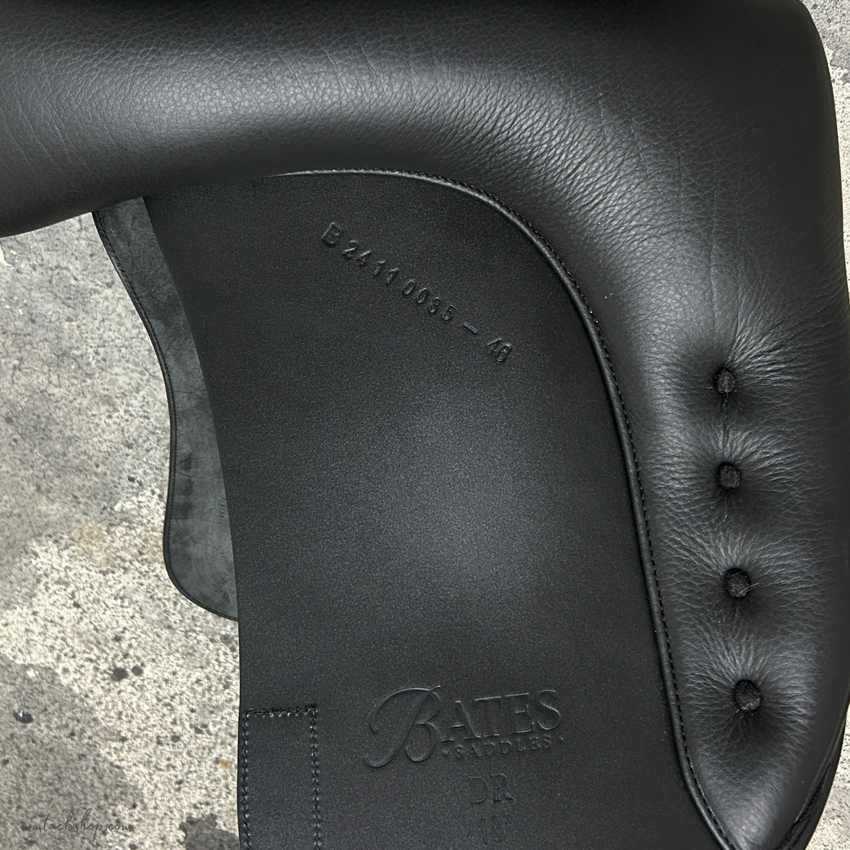 DEMO 18" Bates CAIR Classic Dressage Saddle