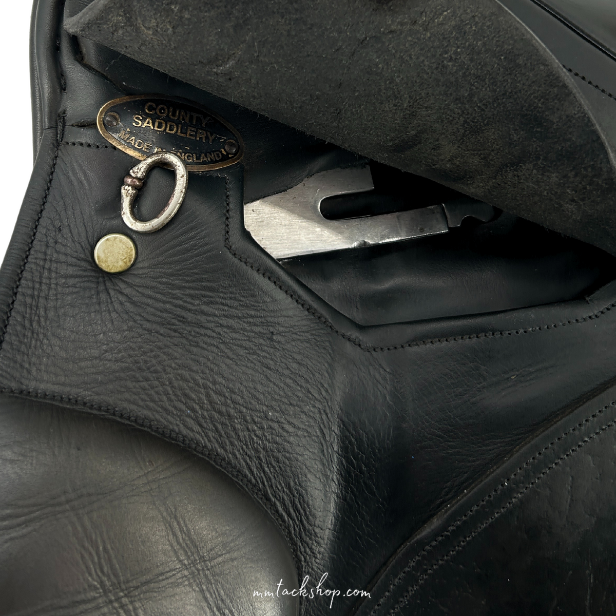 Used 17.5" County Connection Dressage Saddle
