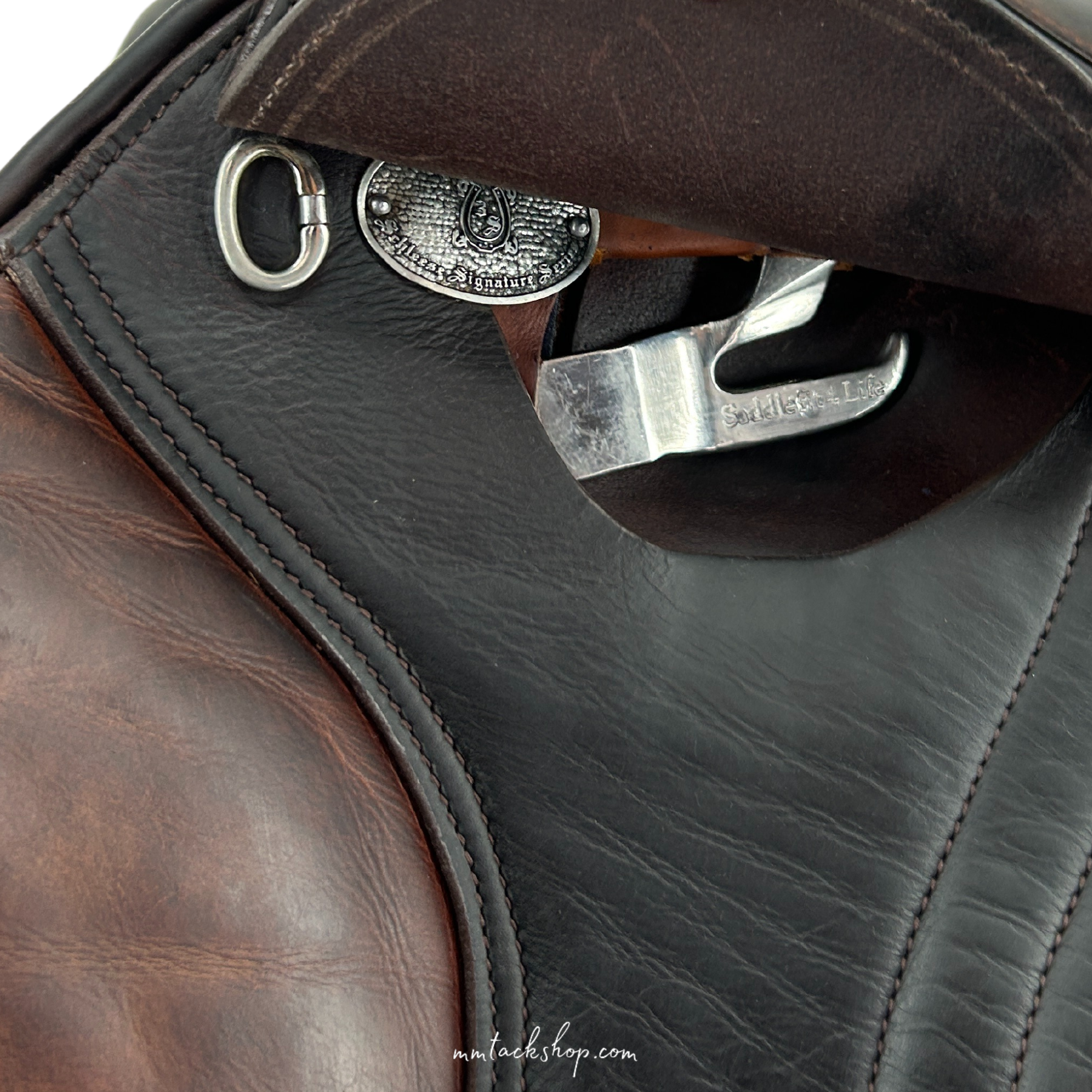 Used 17" Schleese Jeté Jumping Saddle, Traditional Line