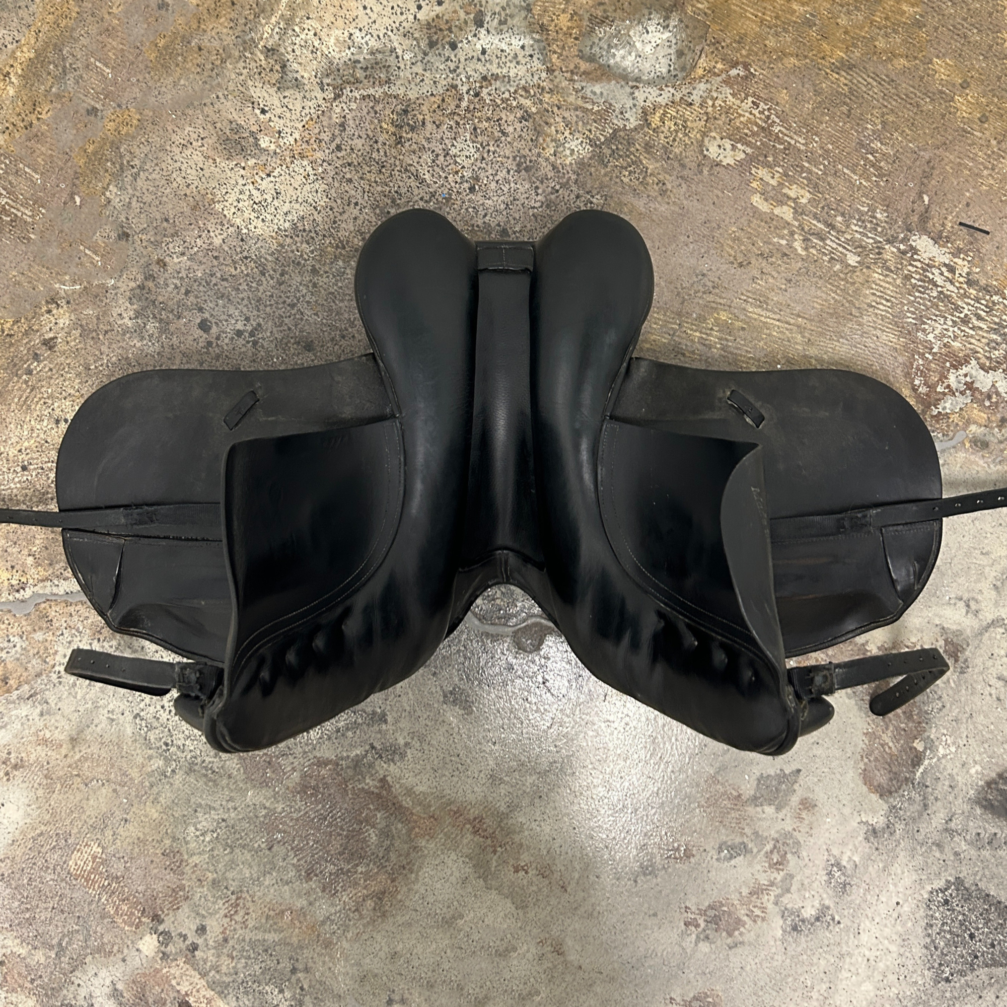 Trilogy Debbie McDonald Dressage Saddle