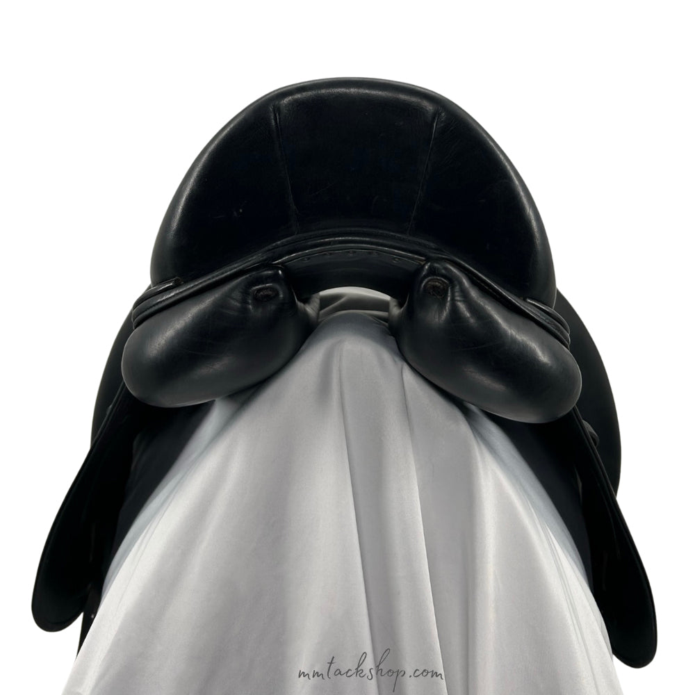 L’Apogée 2 DL Monoflap Dressage Saddle