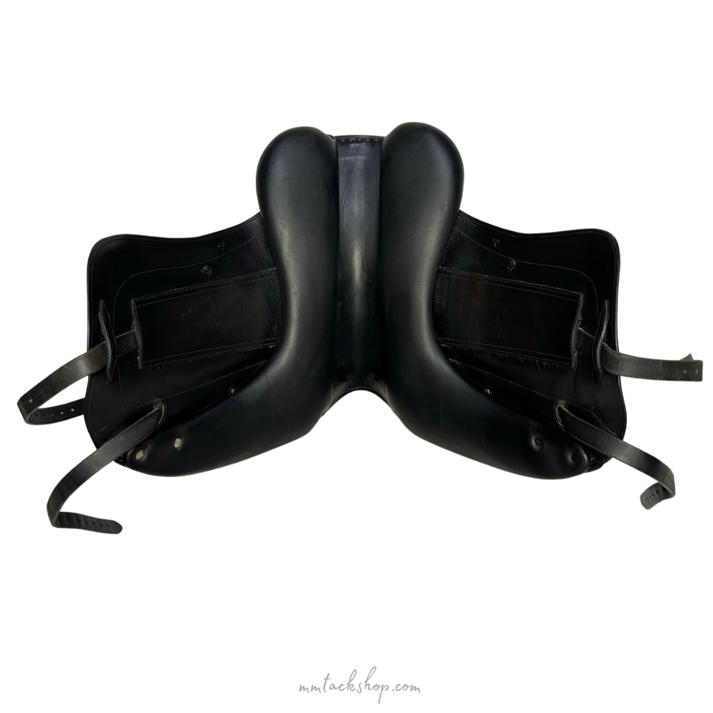L’Apogée 2 DL Monoflap Dressage Saddle