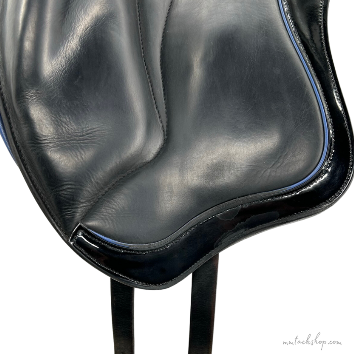 Stackhouse Monoflap Dressage Saddle Near Side Flap Wear