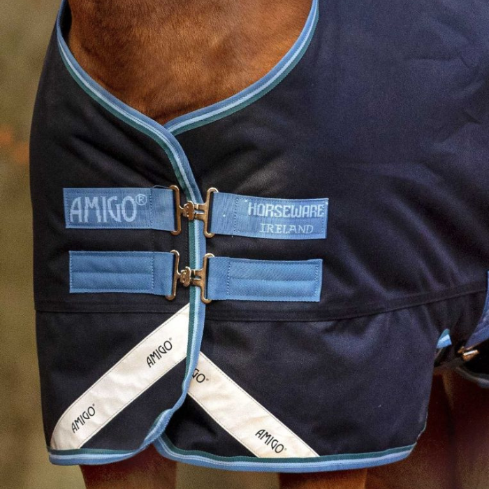 Amigo Bravo 12 Pony Turnout, 250gm Medium