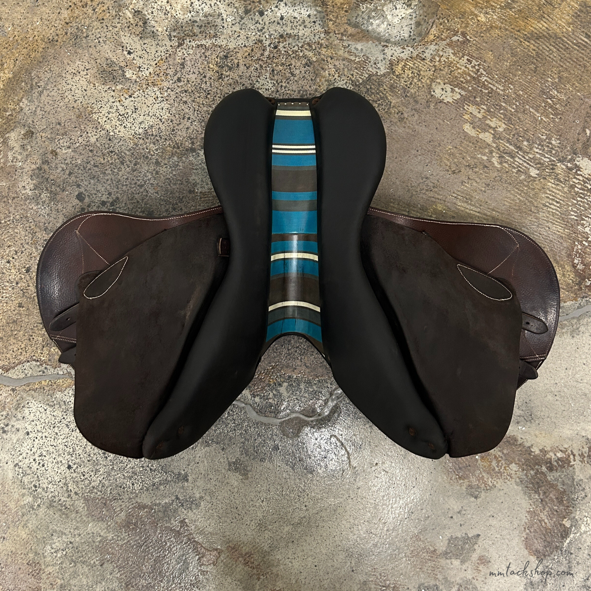 Used 17.5" Voltaire Calgary Jump Saddle