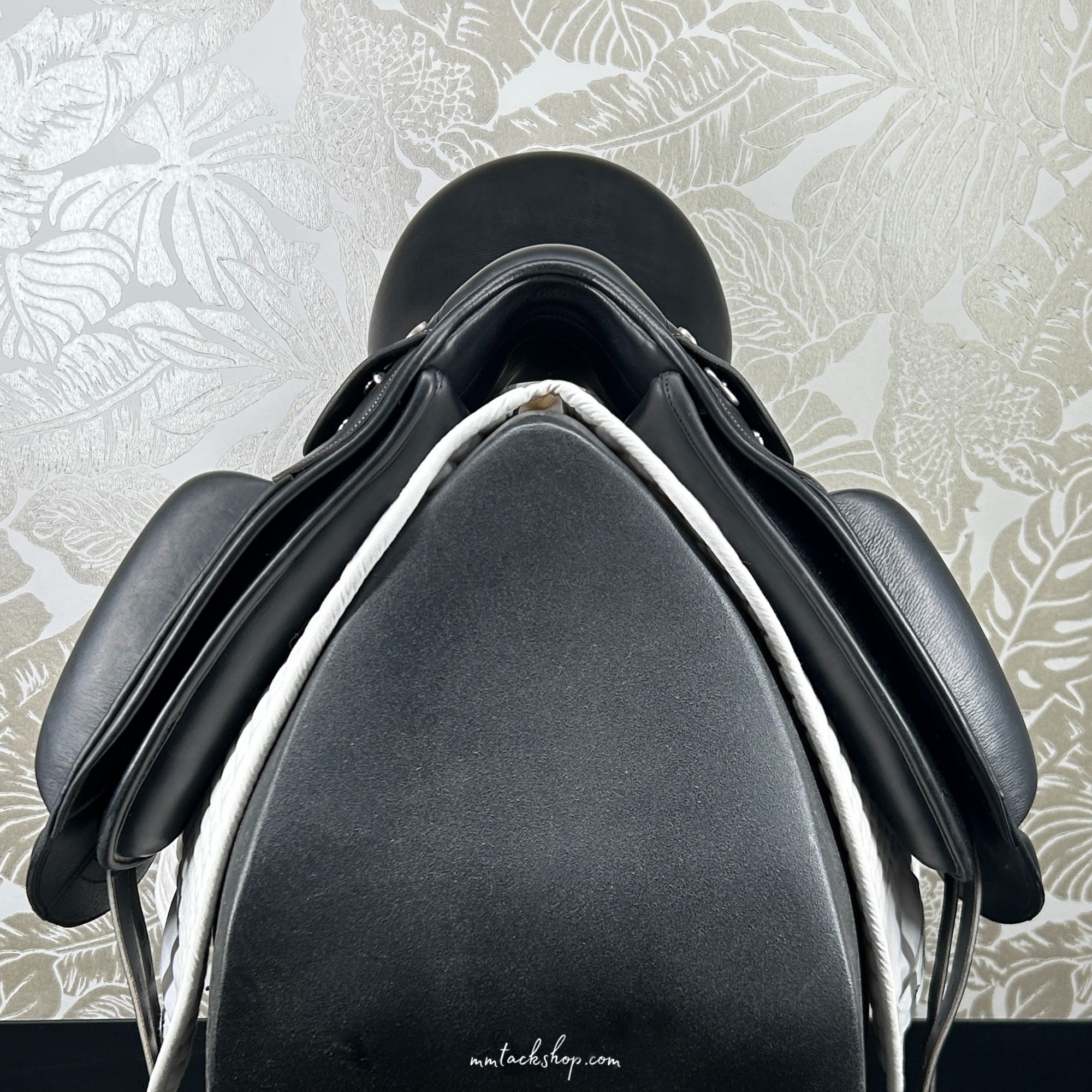 Used Collegiate Integrity Mono Dressage Saddle