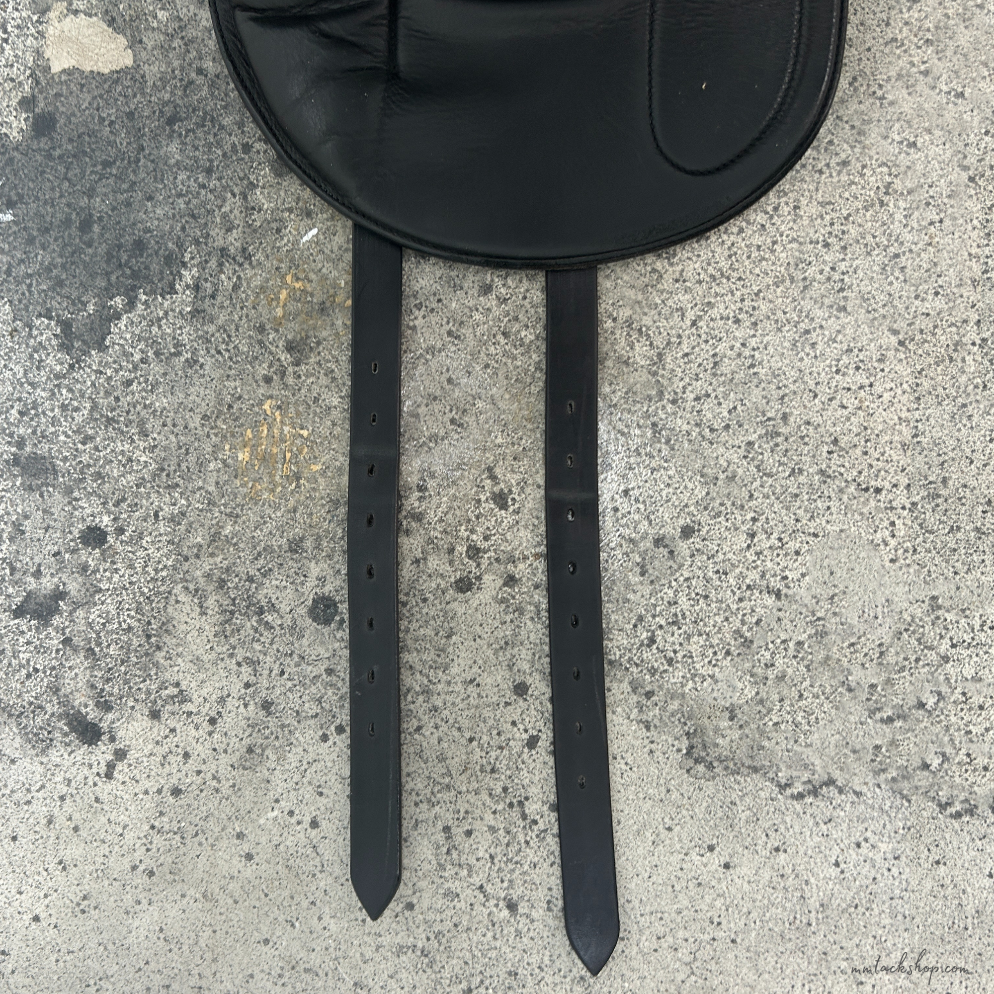Used Dynamic Dressage Saddle