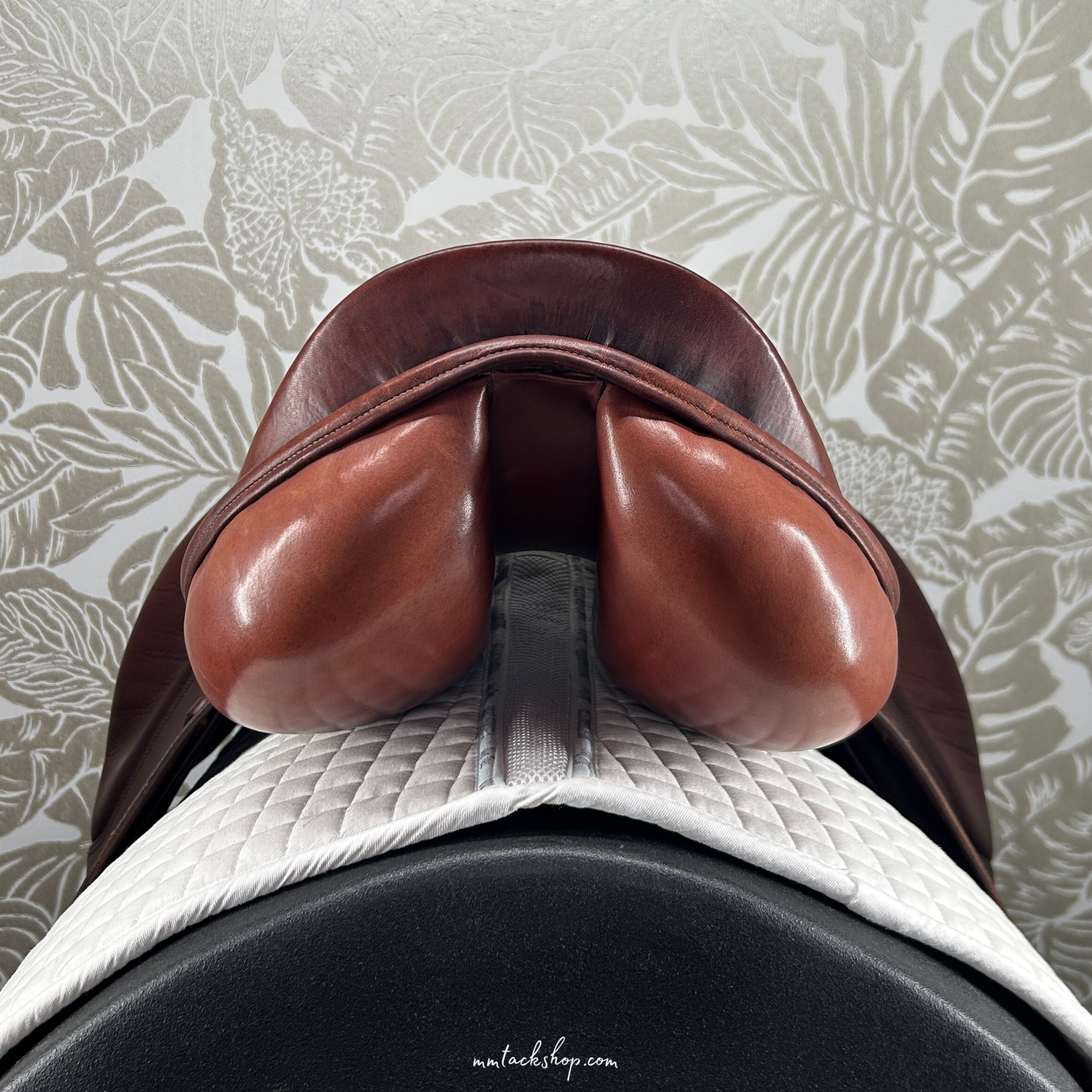 Used Harry Dabbs Jaguar Dressage Saddle