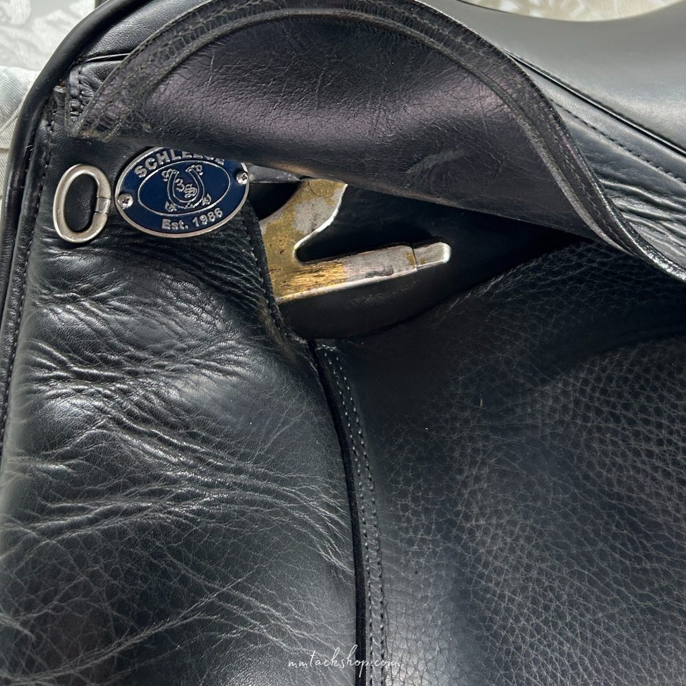 Image of 17.5" used Schleese Infinity dressage saddle&