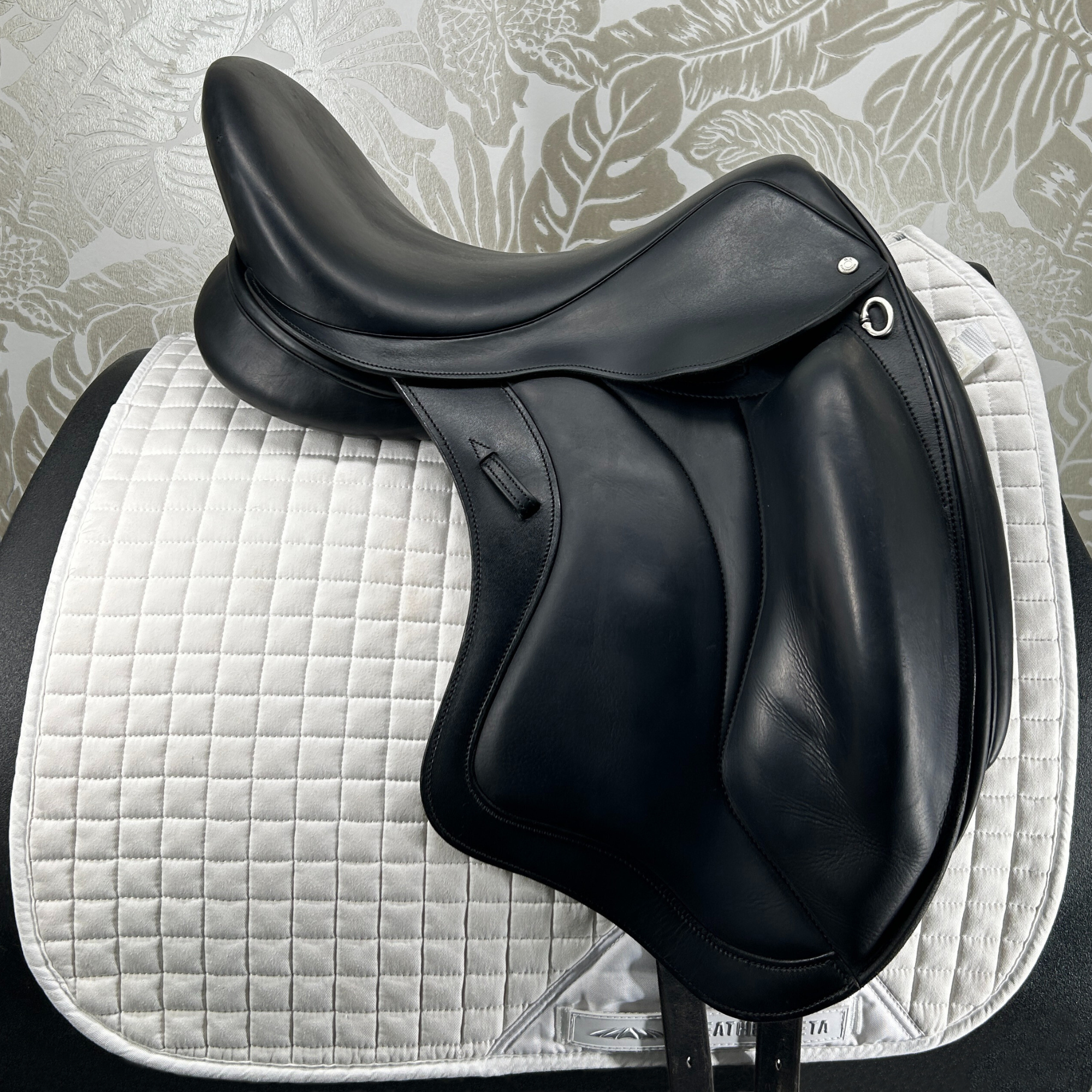Used Stackhouse Monoflap Dressage Saddle