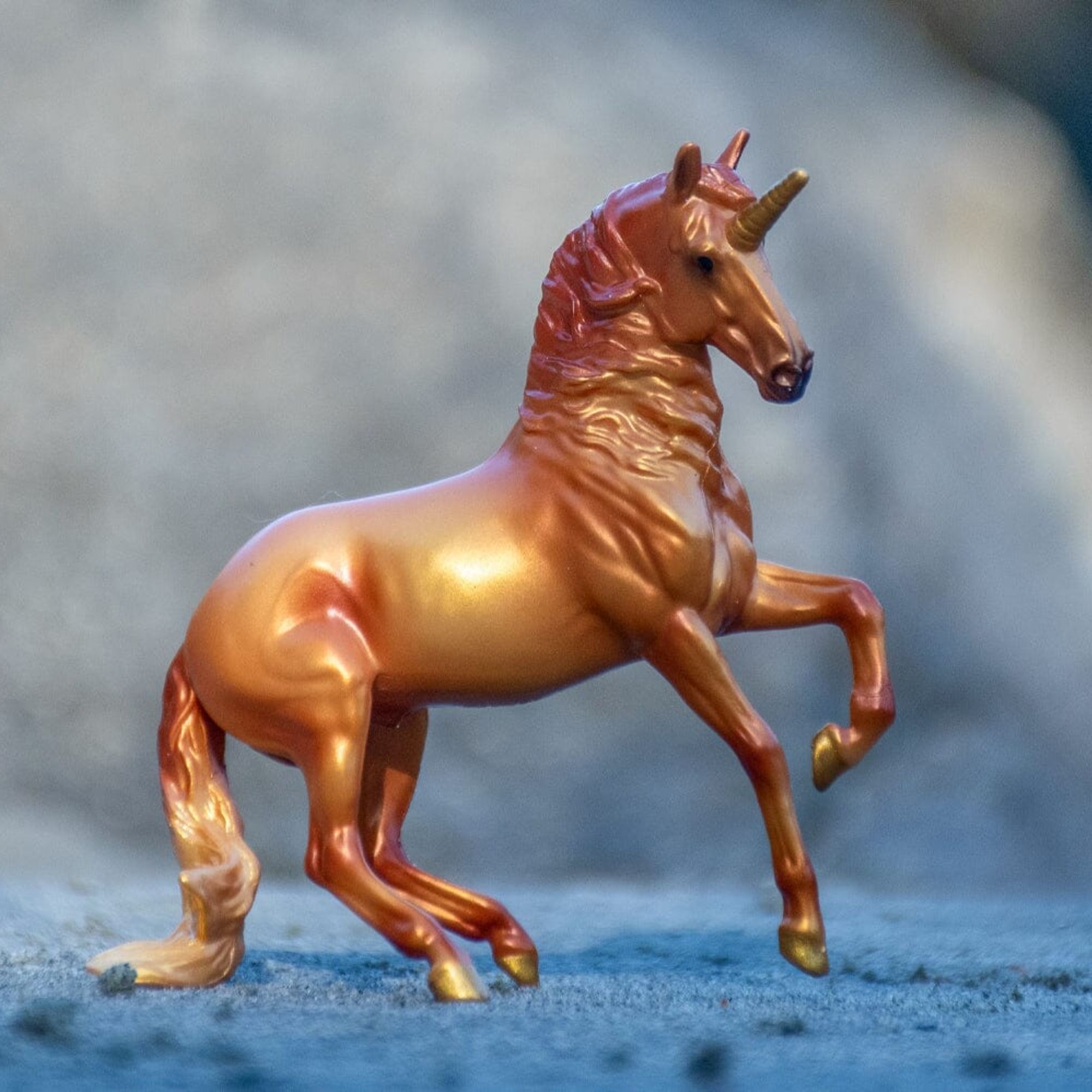 Breyer Mystery Unicorn Surprise: Fire & Ice