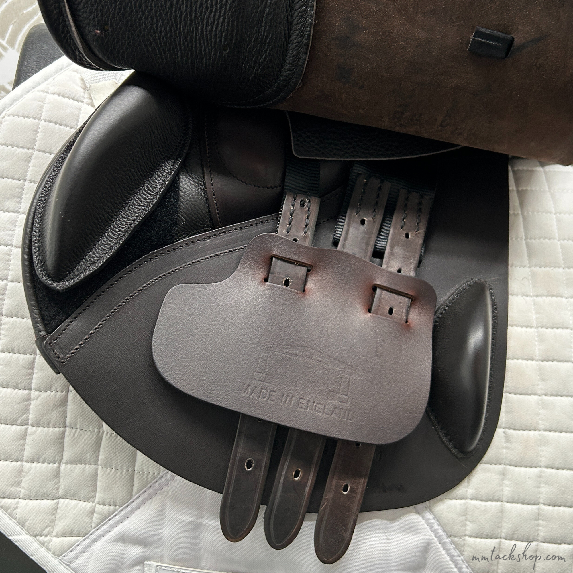 DEMO 17.5" Albion Kontrol Deep, Forward Flap Jump Saddle Medium