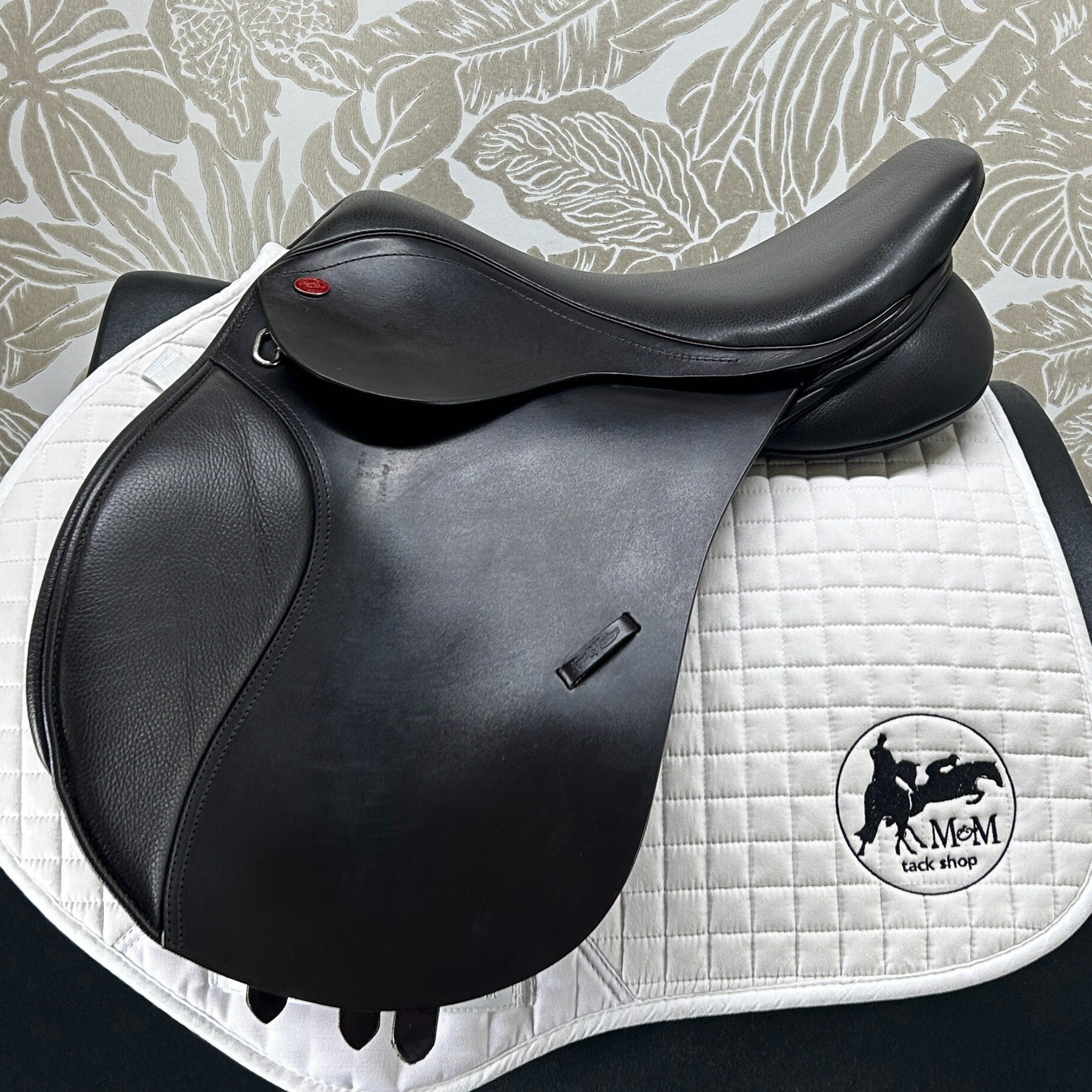 DEMO Kent & Masters General Purpose Flat Back Saddle