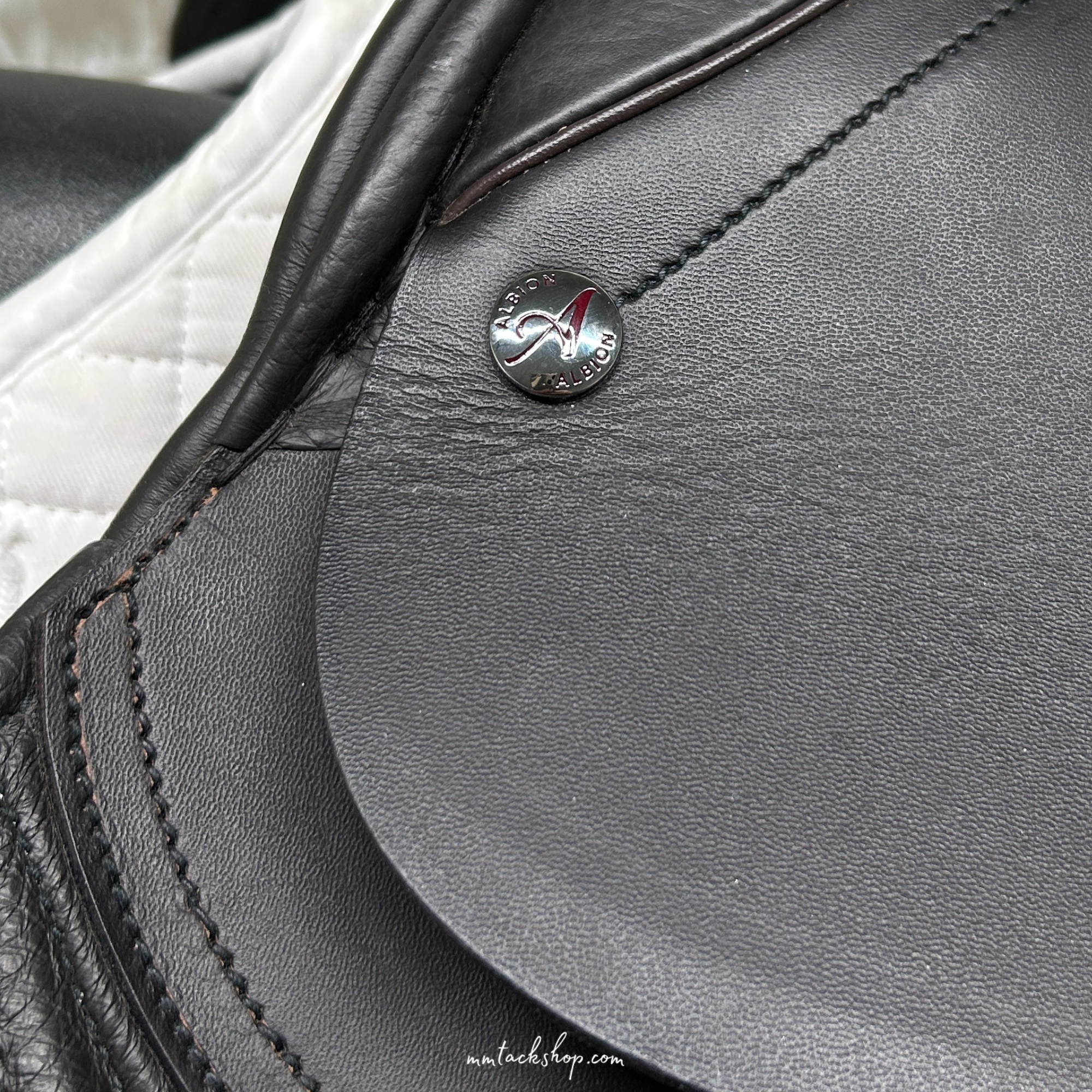 DEMO Albion K2 Jump Saddle 17.5 Med/Wide