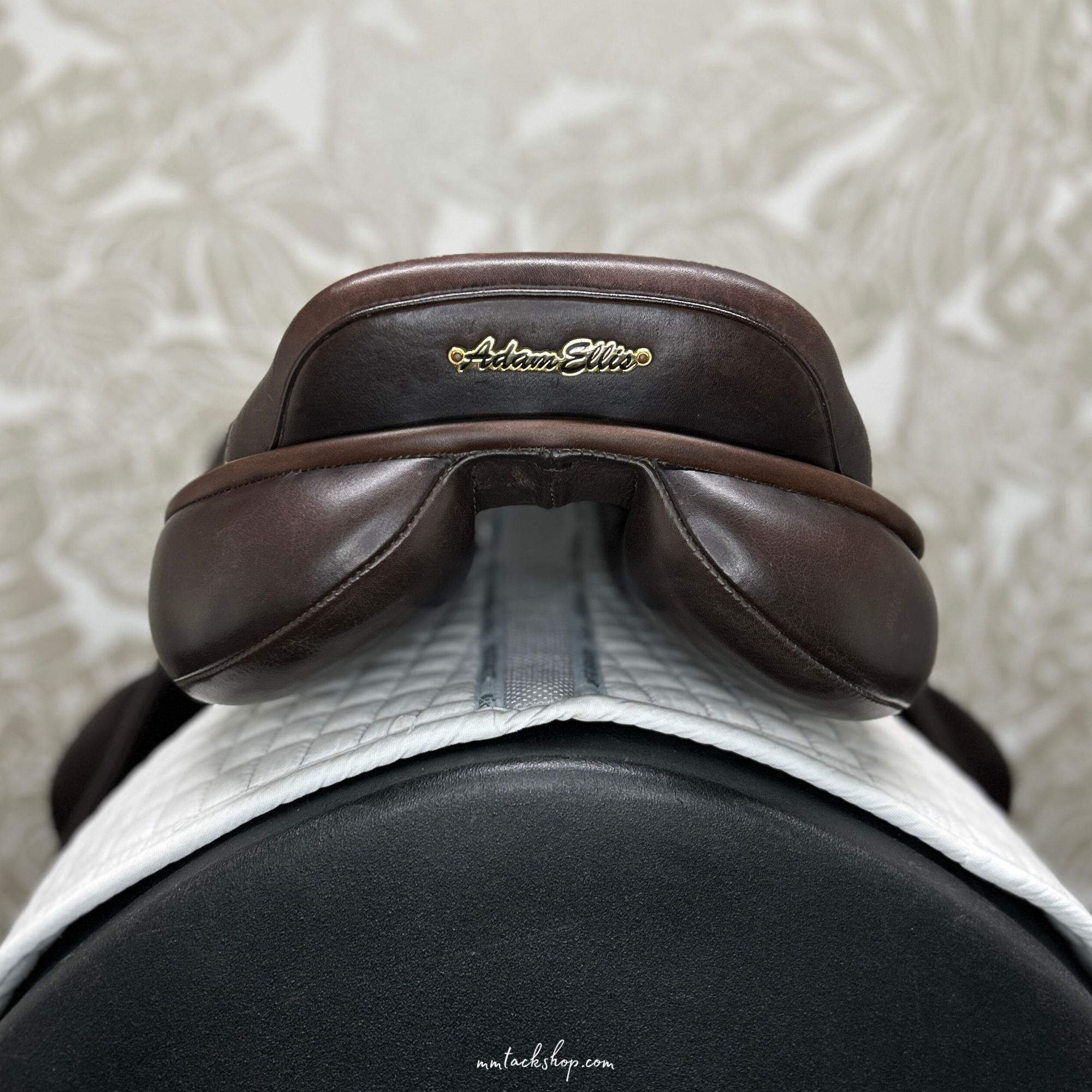 Used 17.5" Adam Ellis Mono Event Saddle