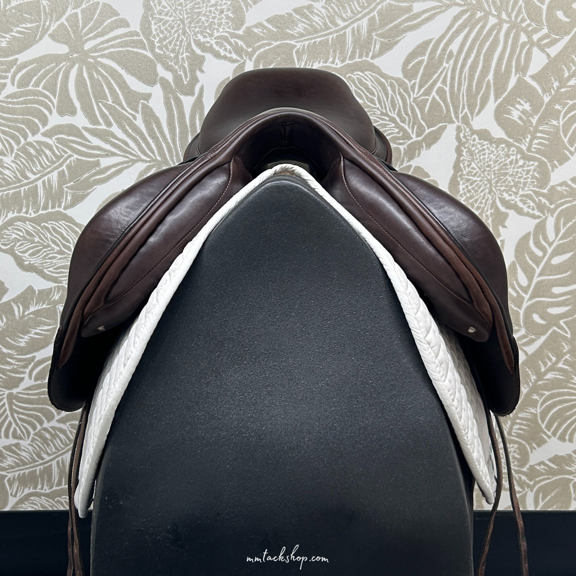 Used 17.5" Adam Ellis Mono Event Saddle