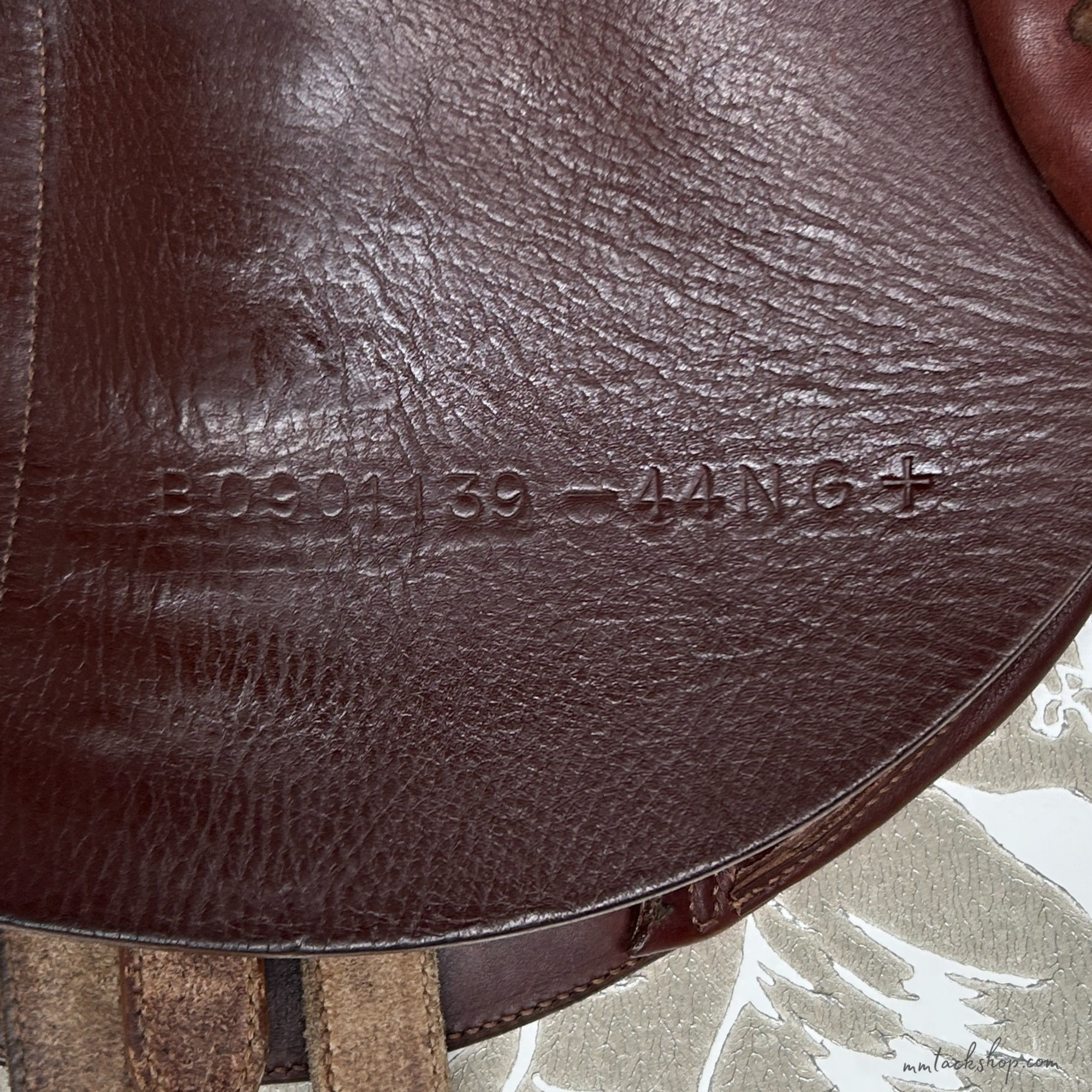 Used 17.5" Bates Elevation Close Contact Saddle