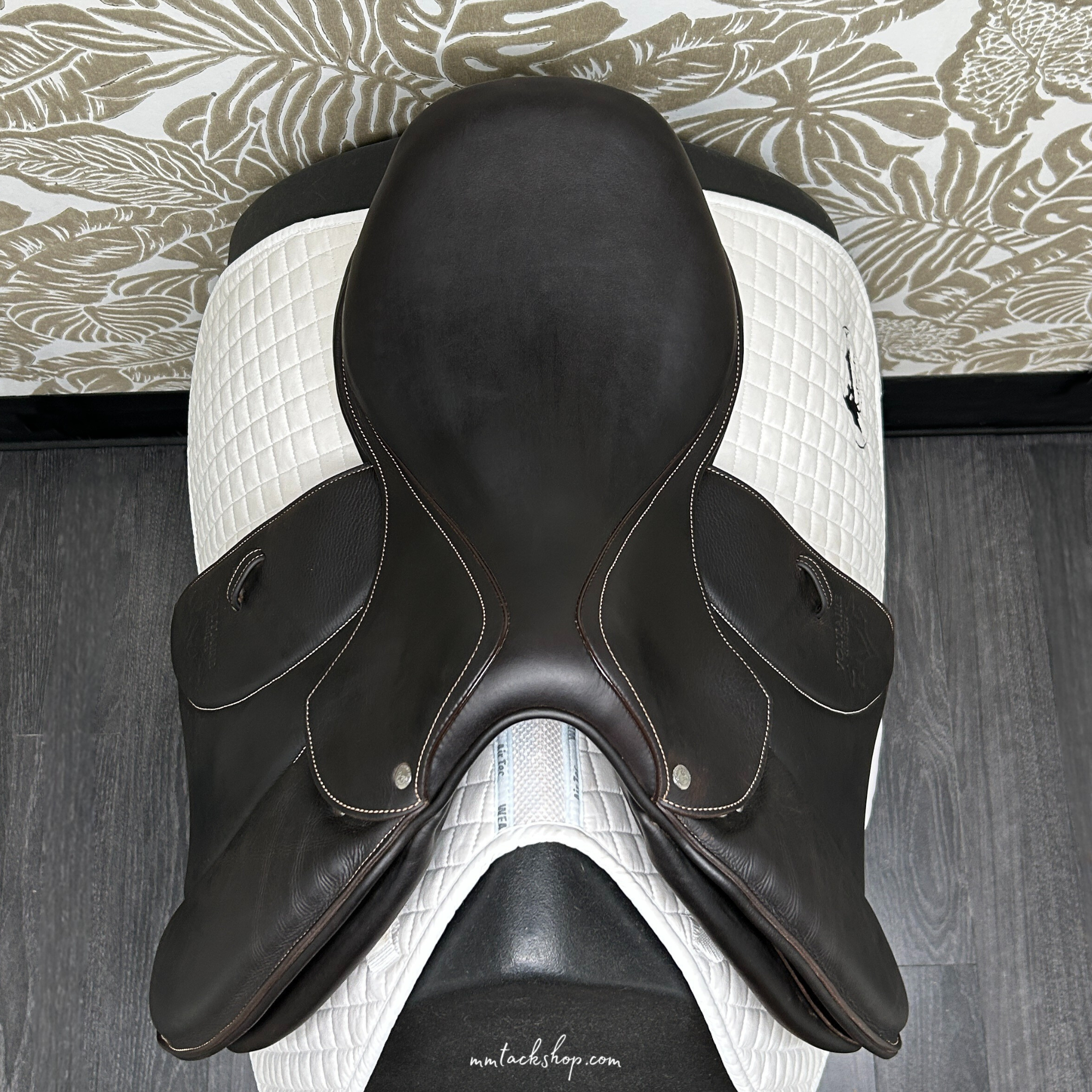 Used 17.5" Voltaire Calgary Jump Saddle