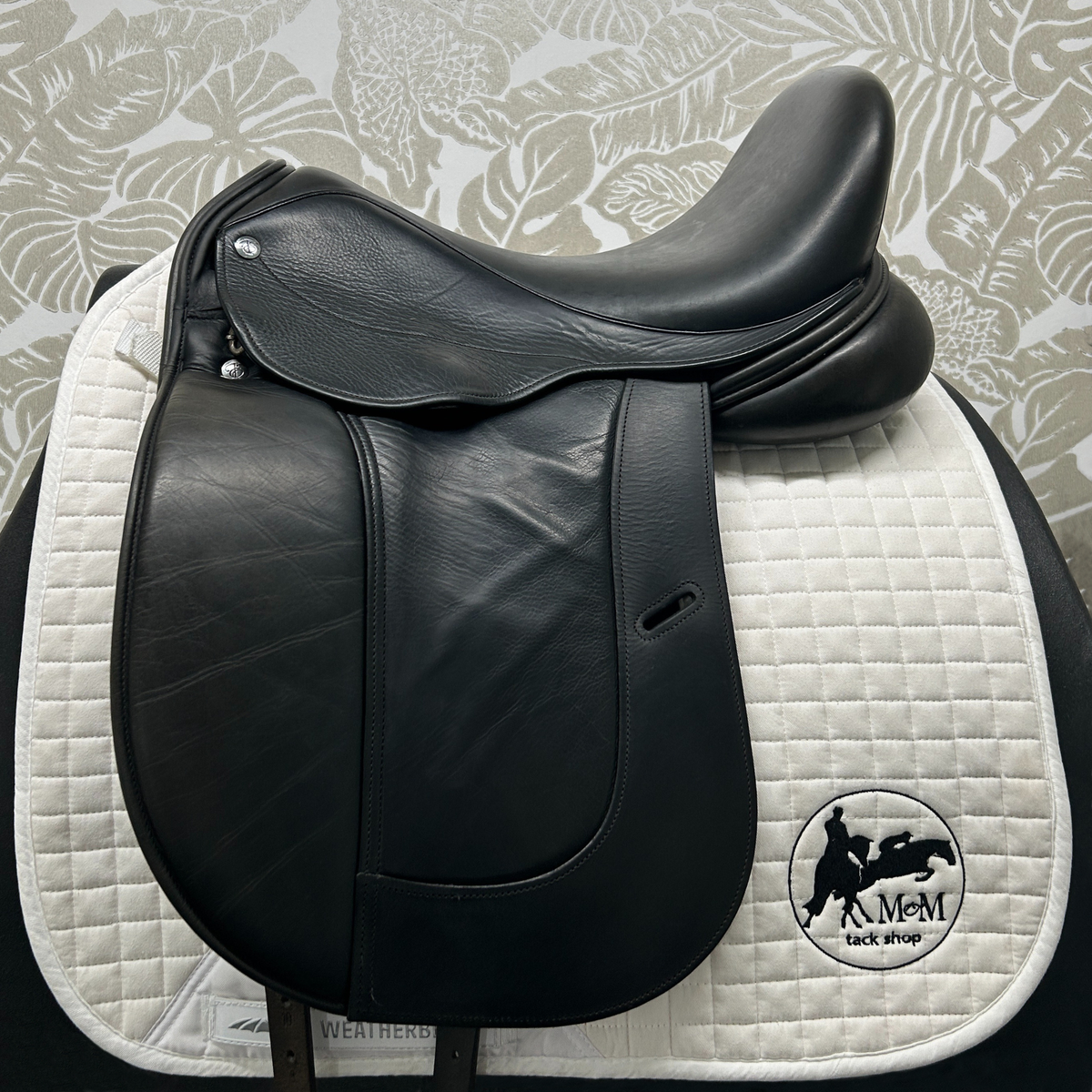 Used 18" Aires de Haute by Equine Inspired Dressage Saddle, Crafted By Frank Baines