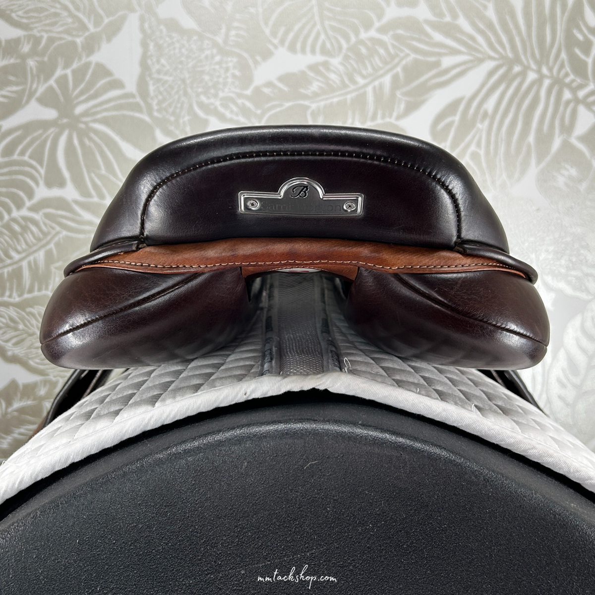 Used 17" Bates Victrix Jump Saddle