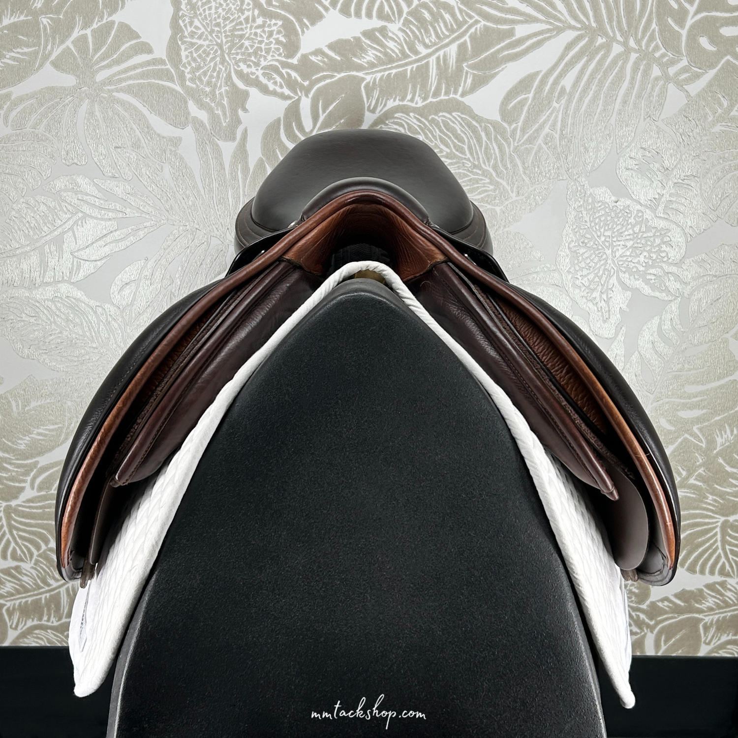 Bates Victrix Jump Saddle