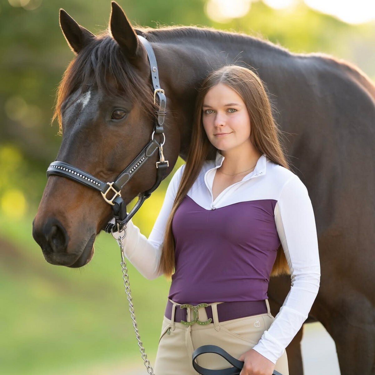 Lifestyle image of a female wearing Dapplebay&