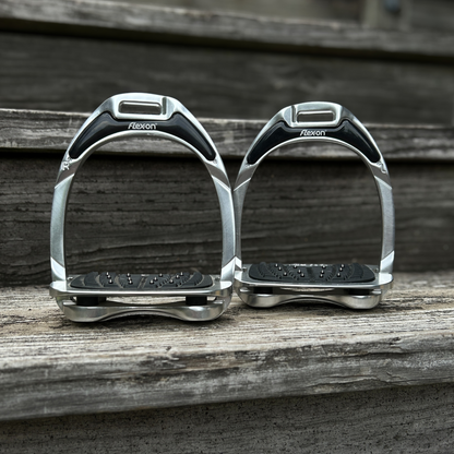 Flex-on Aluminum Stirrups, Inclined Ultra Grip, Aluminum
