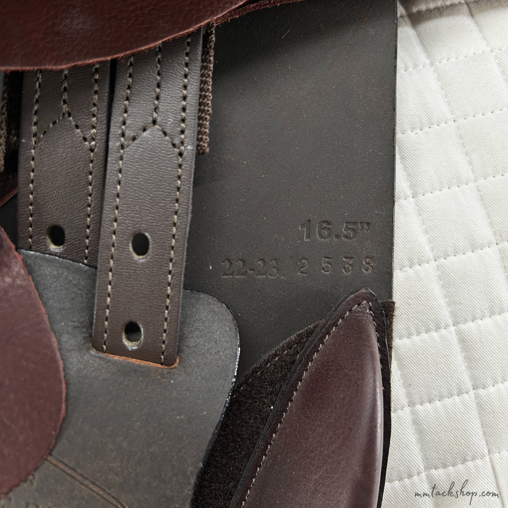 Image of the serial number of Henri de Rivel&