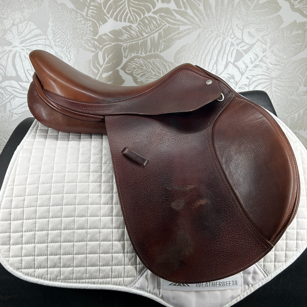 Image of used Intrepid Pro-Trainer Gold Deluxe jump saddle&