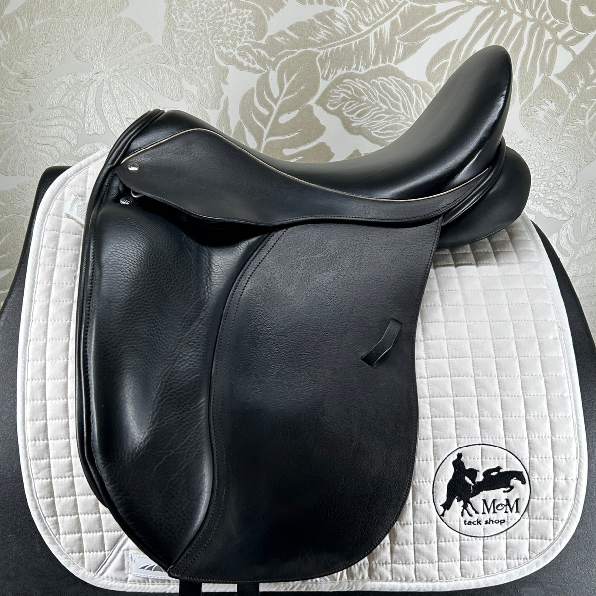 Used Loxley 18" by Bliss Classical Dressage Saddle
