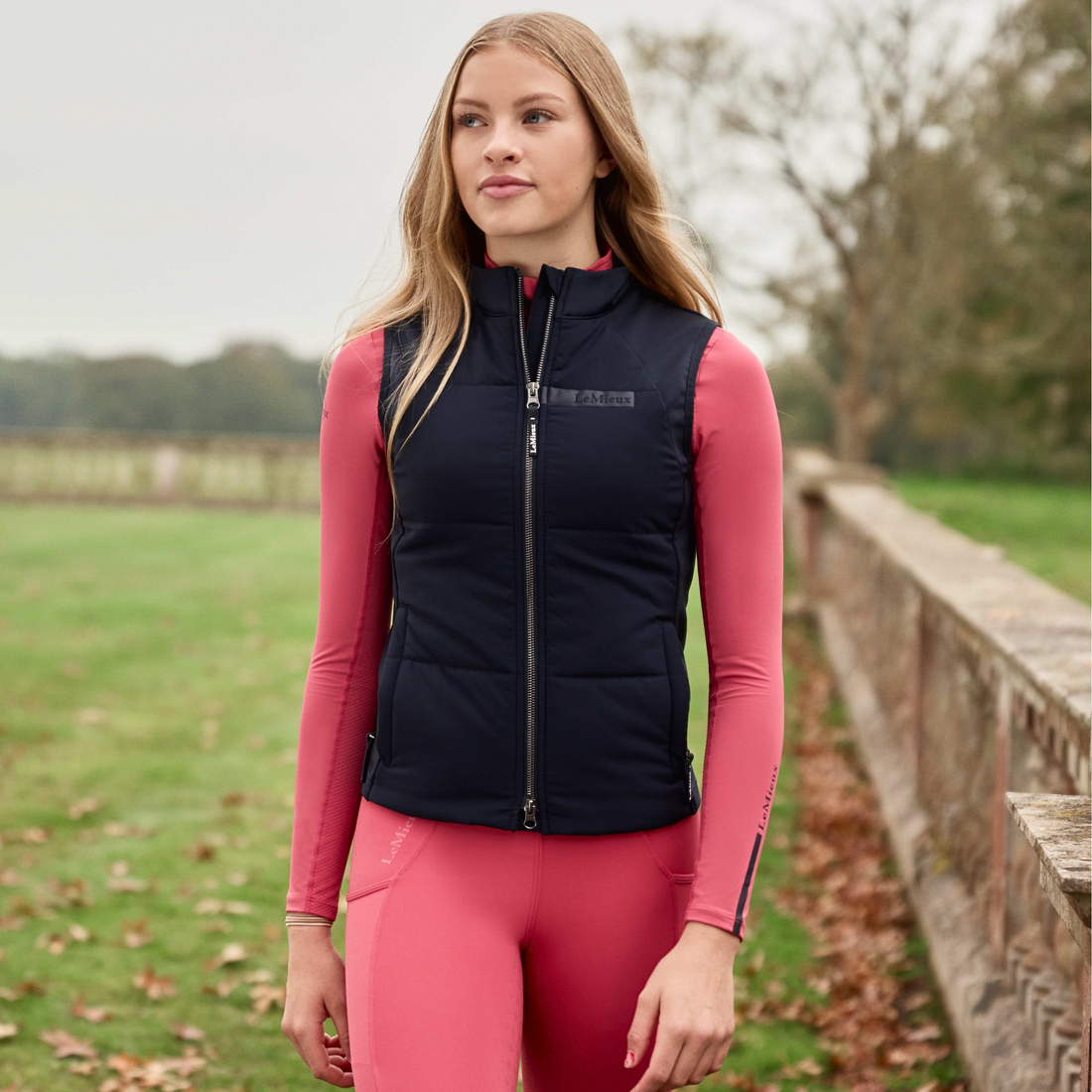 LeMieux Young Rider Pammy Training Gilet (Vest), Navy