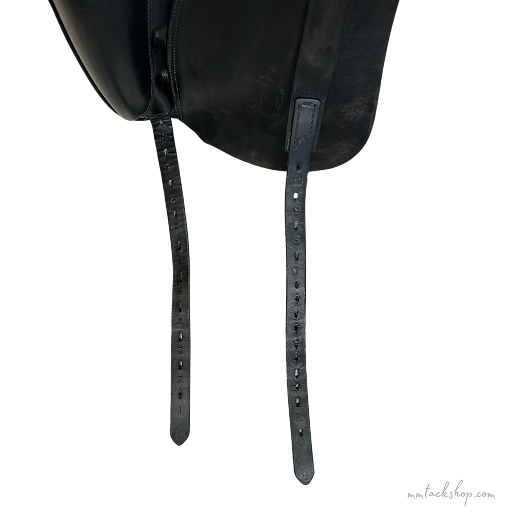 Prestige D2000 Dressage Saddle