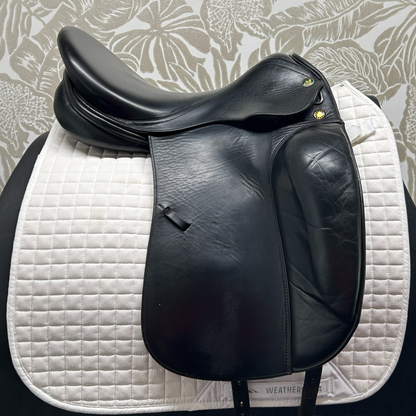 Used Prestige D2000 Dressage Saddle