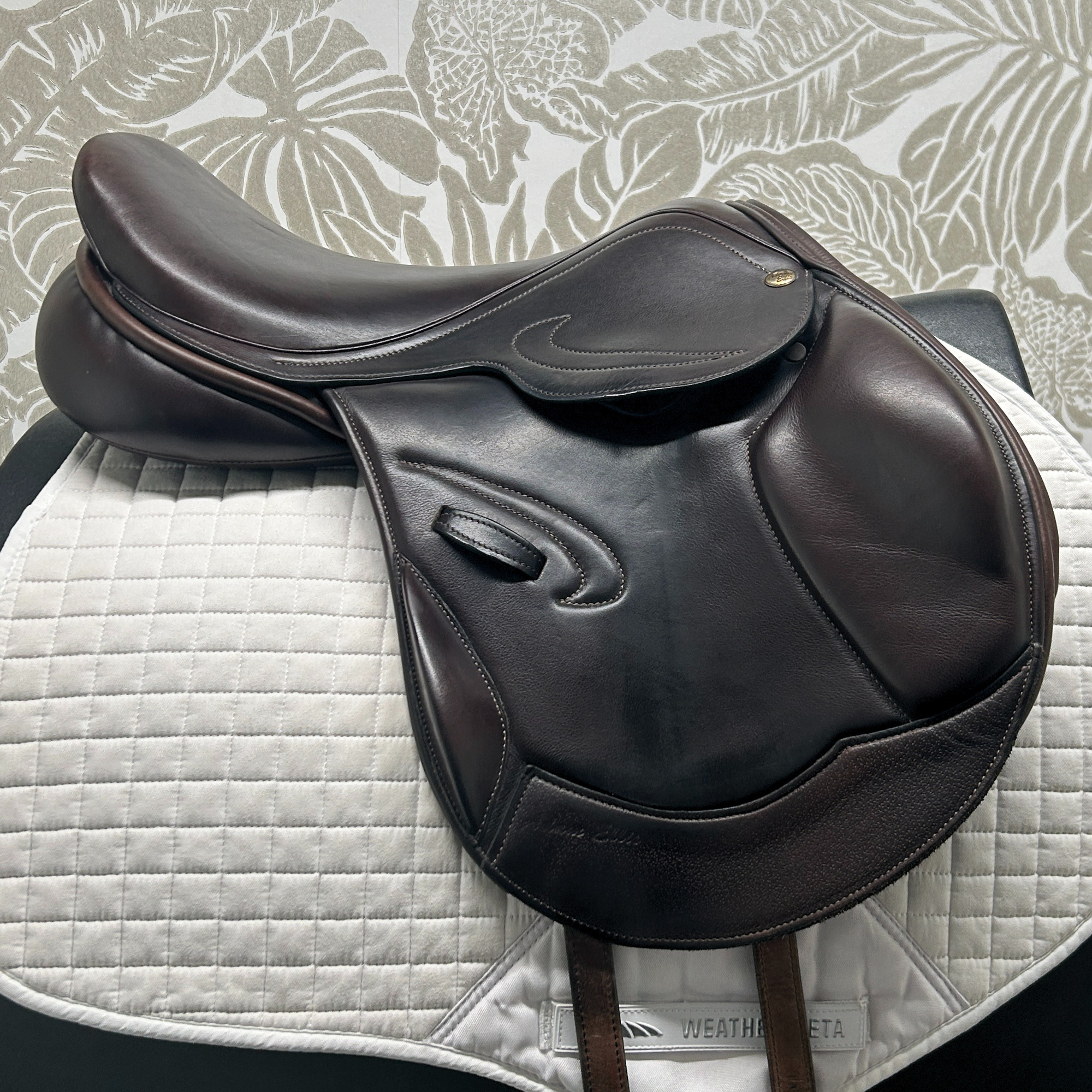 Used 17.5" Adam Ellis Mono Event Saddle