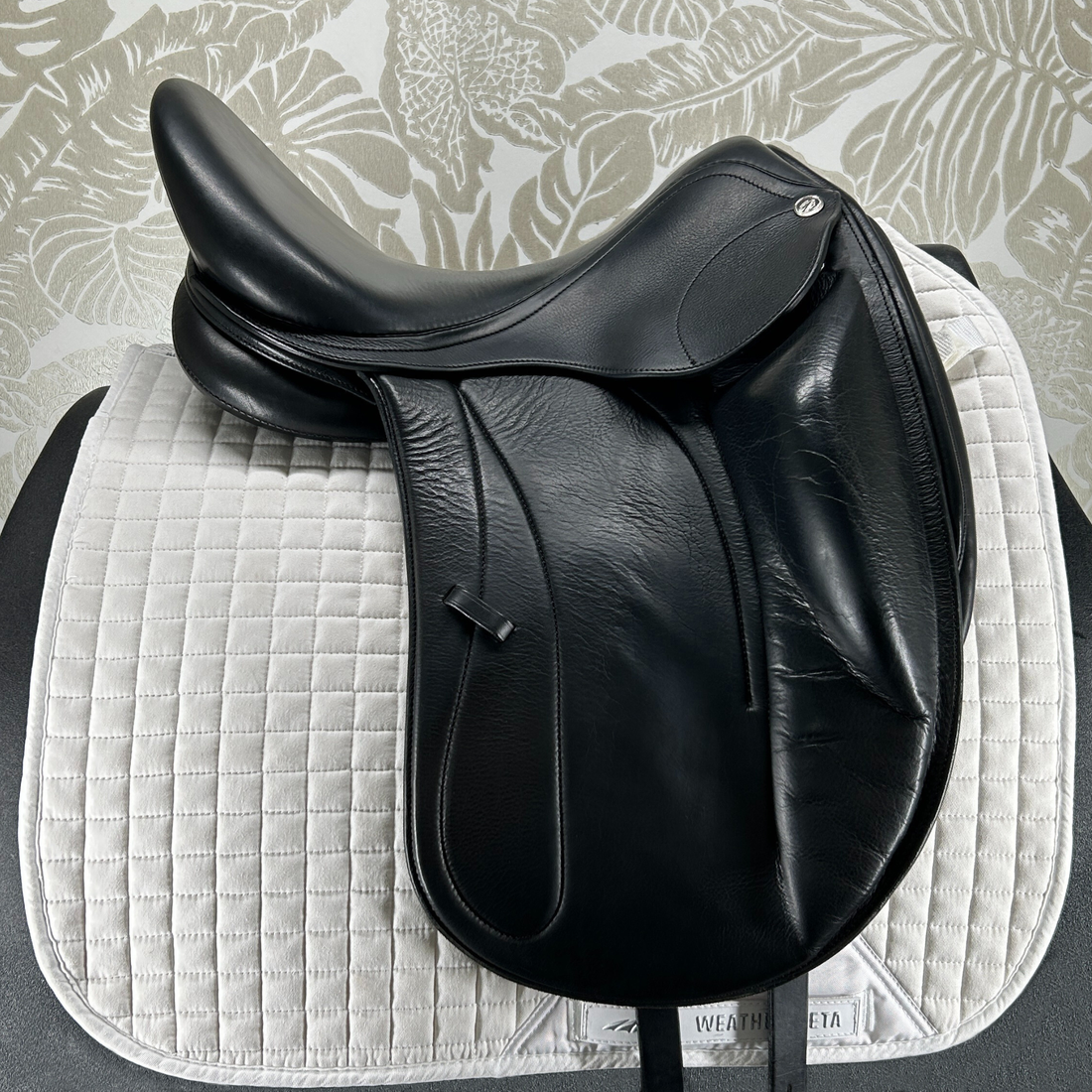 Used Dynamic Monoflap Dressage Saddle