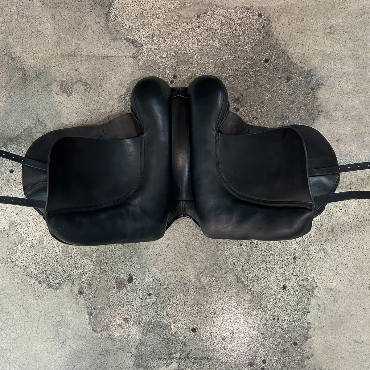 Used Loxley 18" by Bliss Classical Dressage Saddle