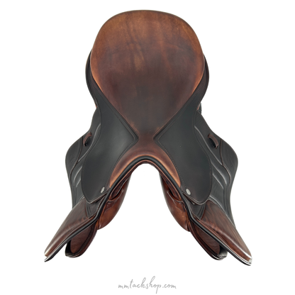 Used 17&quot; Schleese Jeté Jumping Saddle, Traditional Line