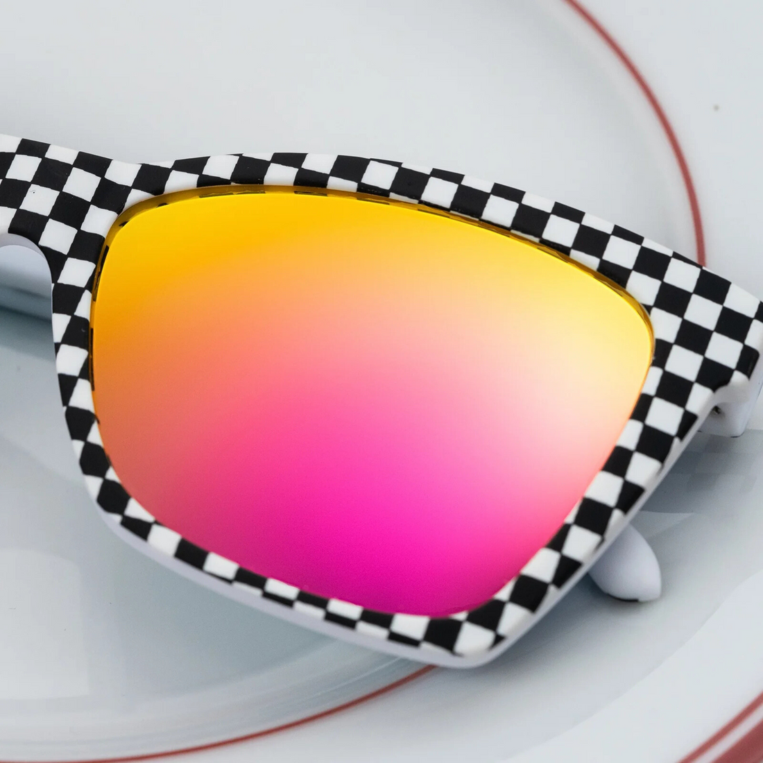 goodr Server With A Checkered Past
