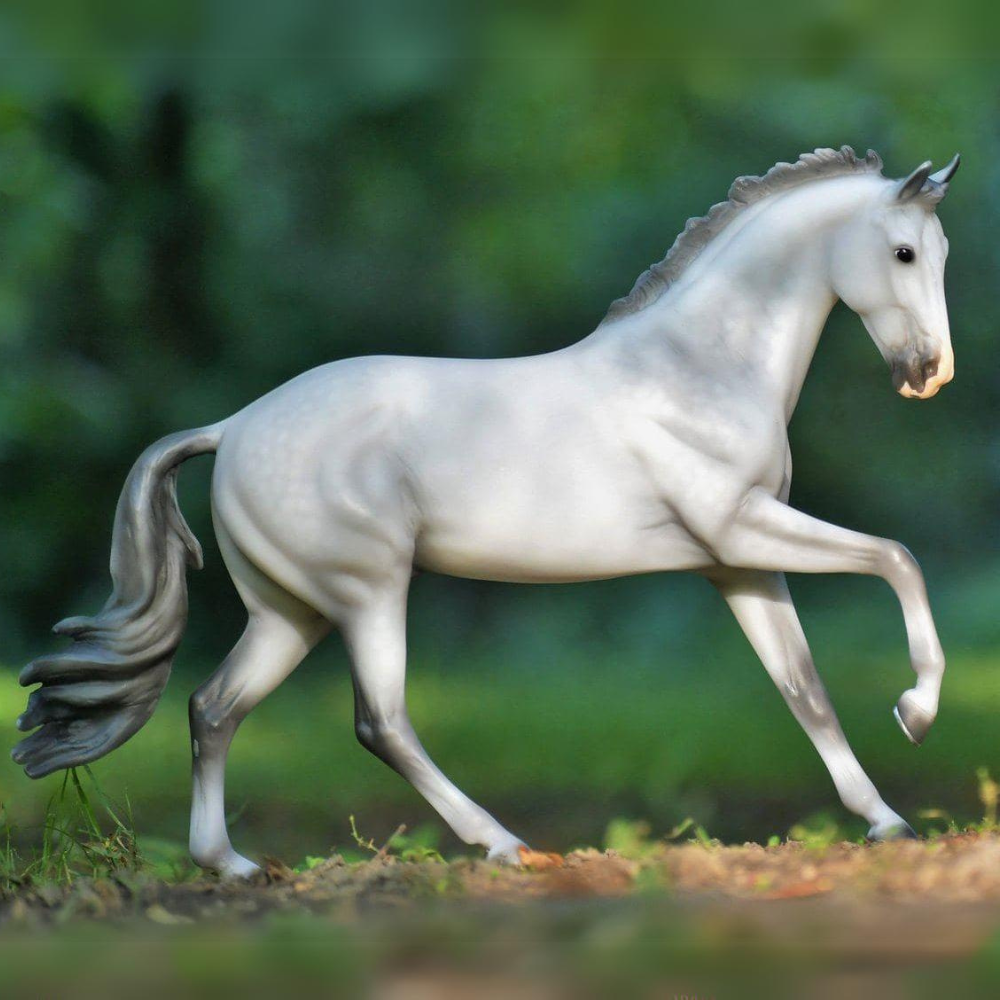 Breyer® Catch Me, Show Hunter Hall of Fame