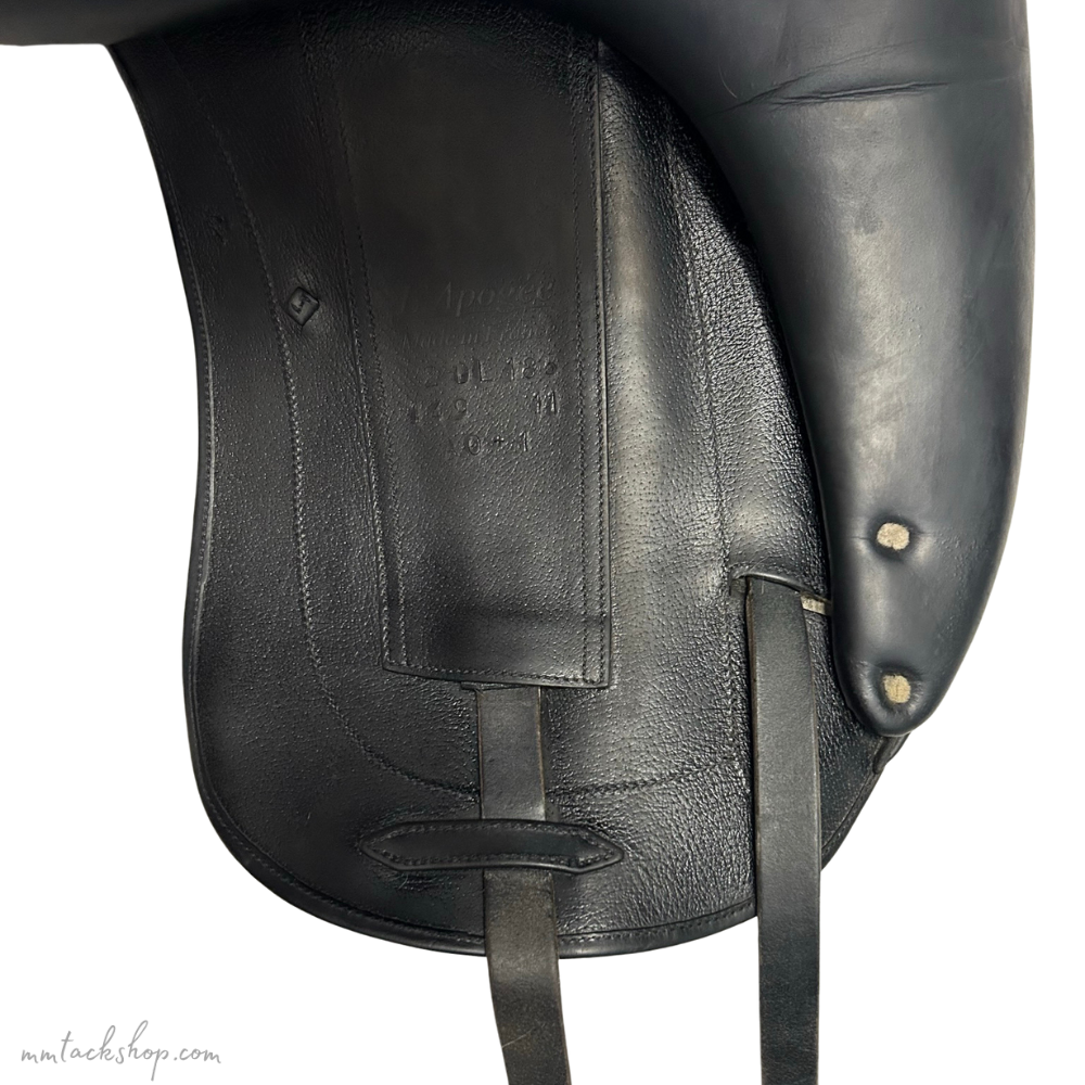 L’Apogée 2 DL Monoflap Dressage Saddle