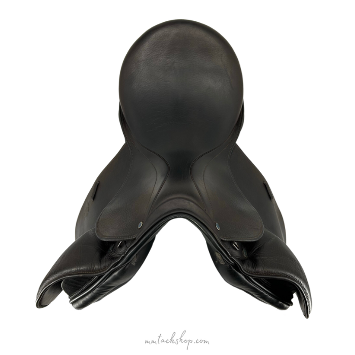 Used 17.5" Stubben D Aramis N.T. Dressage Saddle
