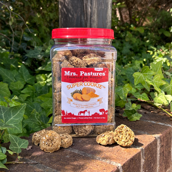 Mrs. Pastures Super Cookie Horse Treat, 1.5 lb Jar