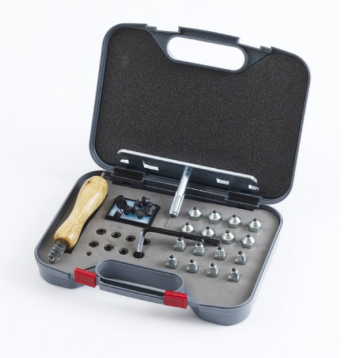 Stud Kit with Plastic Case