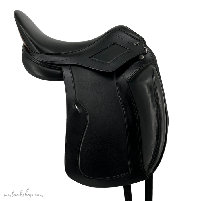 Used 18" DP Nova Flex Duette DL Monoflap Dressage Saddle