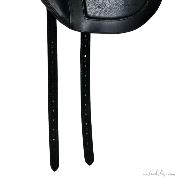 Used 18" DP Nova Flex Duette DL Monoflap Dressage Saddle