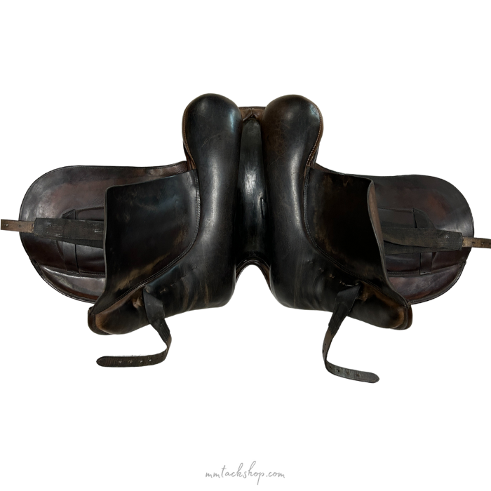 Used 17.5+" Hennig Dressage Saddle