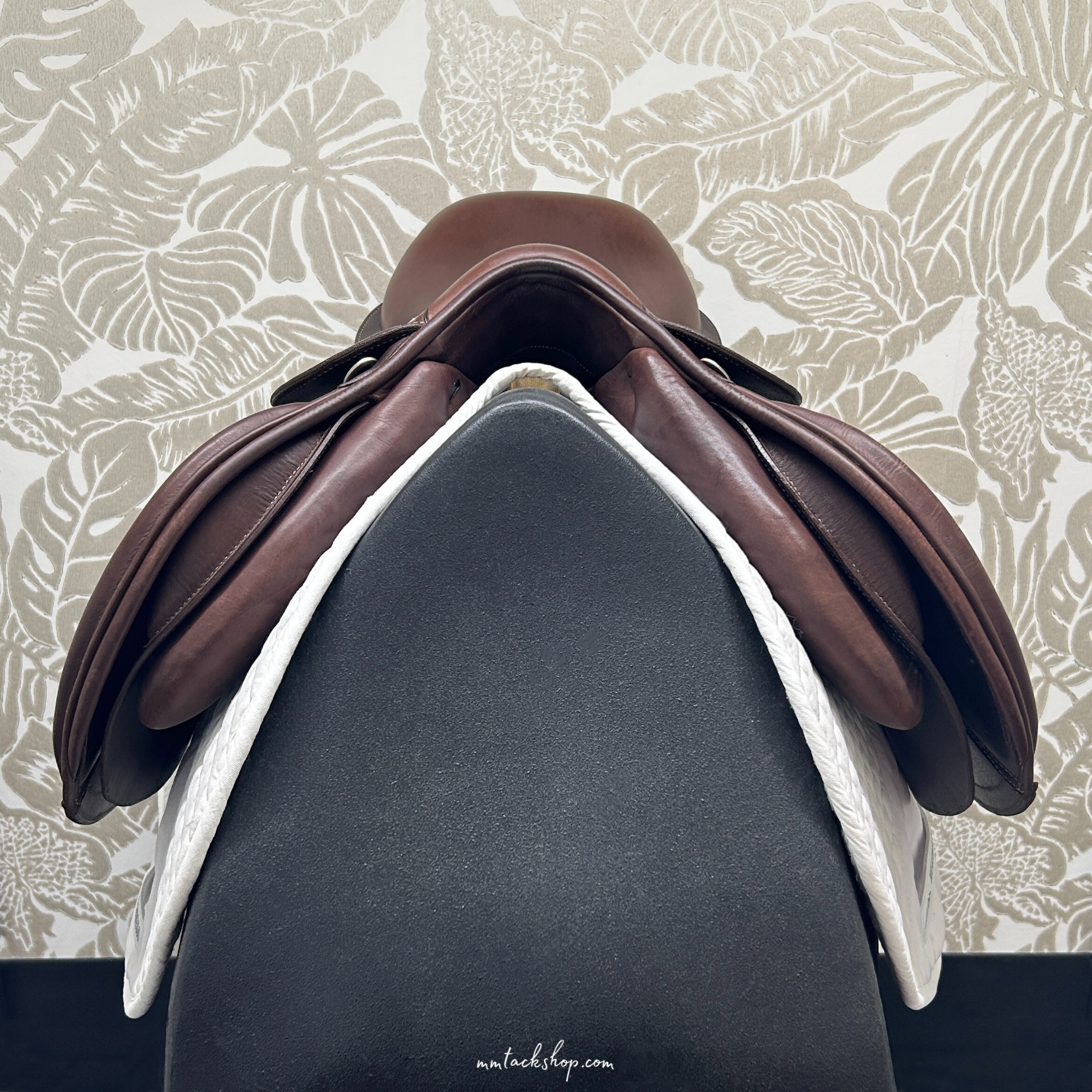 Used Intrepid Pro-Trainer Arwen Deluxe Close Contact Saddle