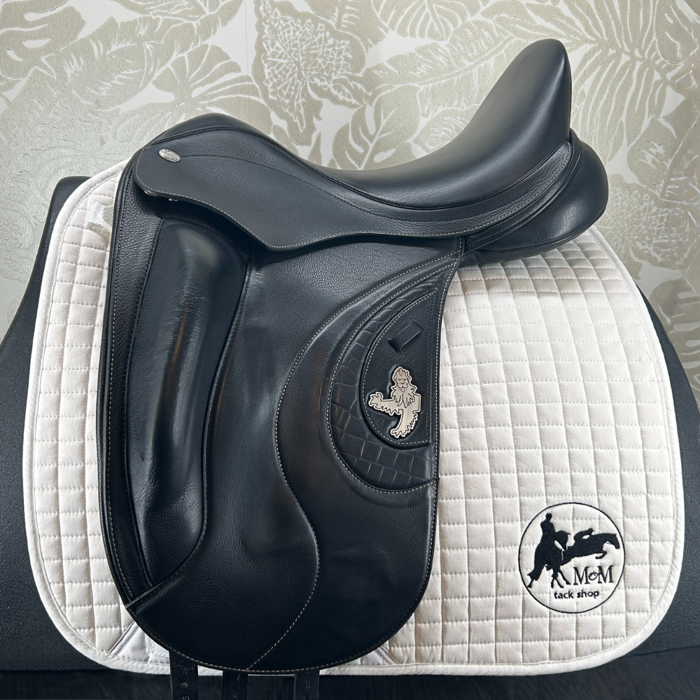 Image of Used Fairfax World Class dressage saddle&