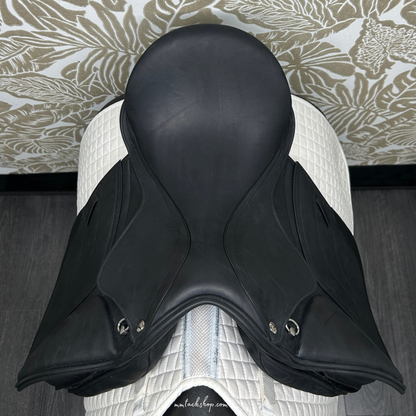 Albion Kontinuum Dressage Saddle 17.5" Med/Wide