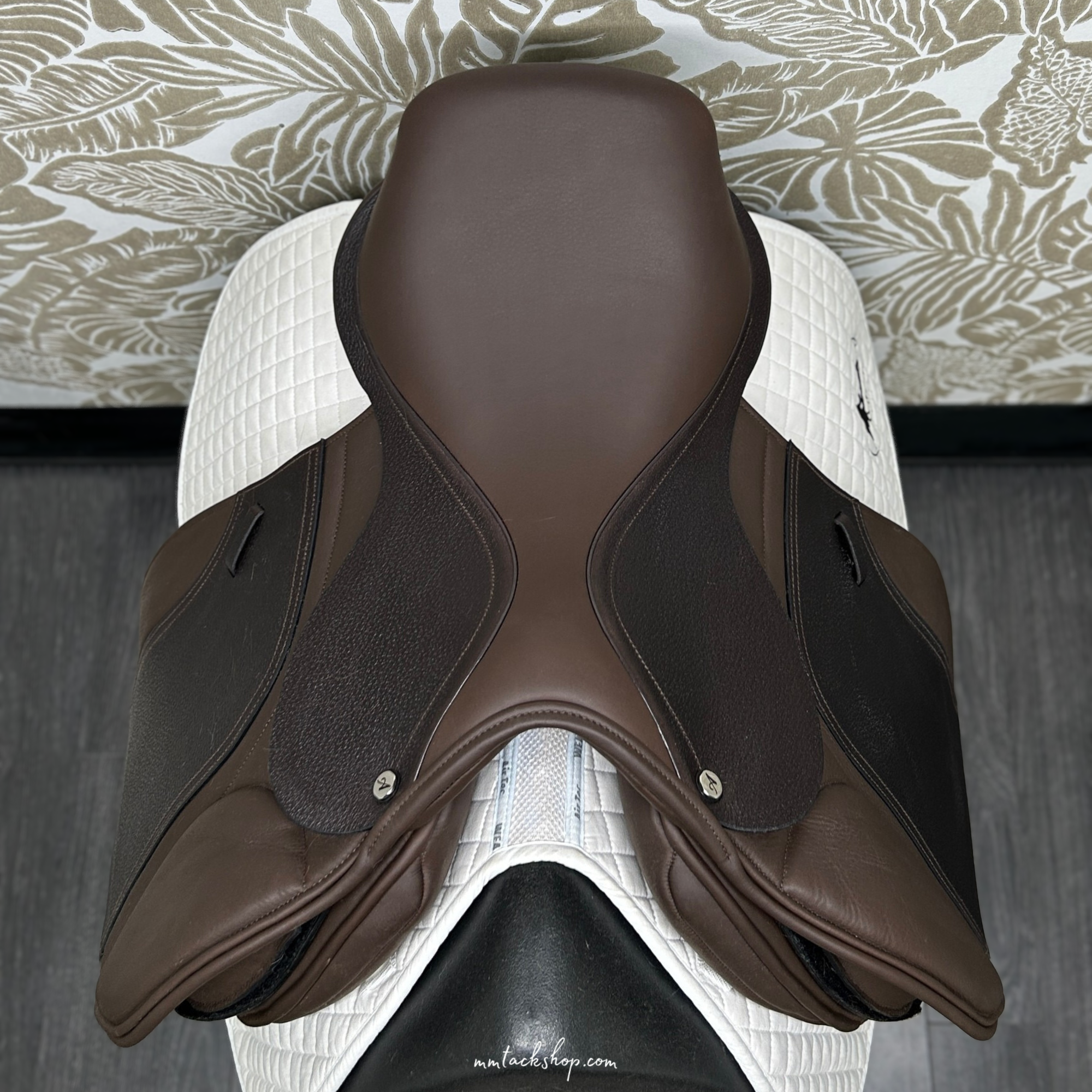 Albion Kontinuum Jump Saddle 17.5" Wide